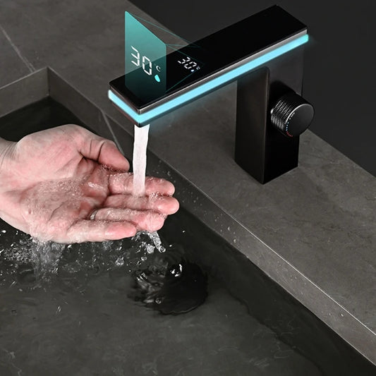 Intelligent LED Bathroom Faucet Digital